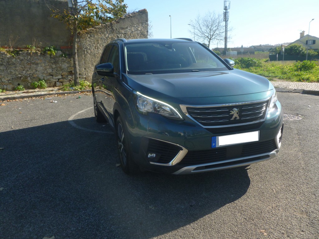 Peugeot 5008 1.6 Blue Hdi Allure 7 Lug Auto image 1