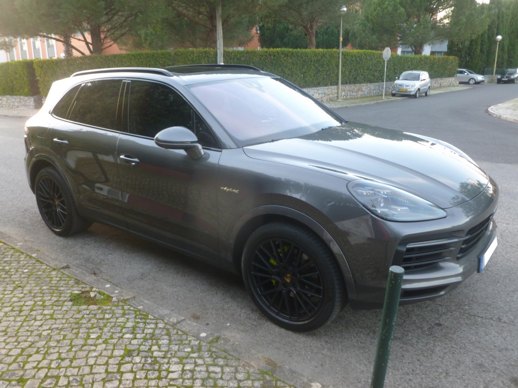  PORSCHE Cayenne E-Hybrid/Gasolina Plug-In image 1